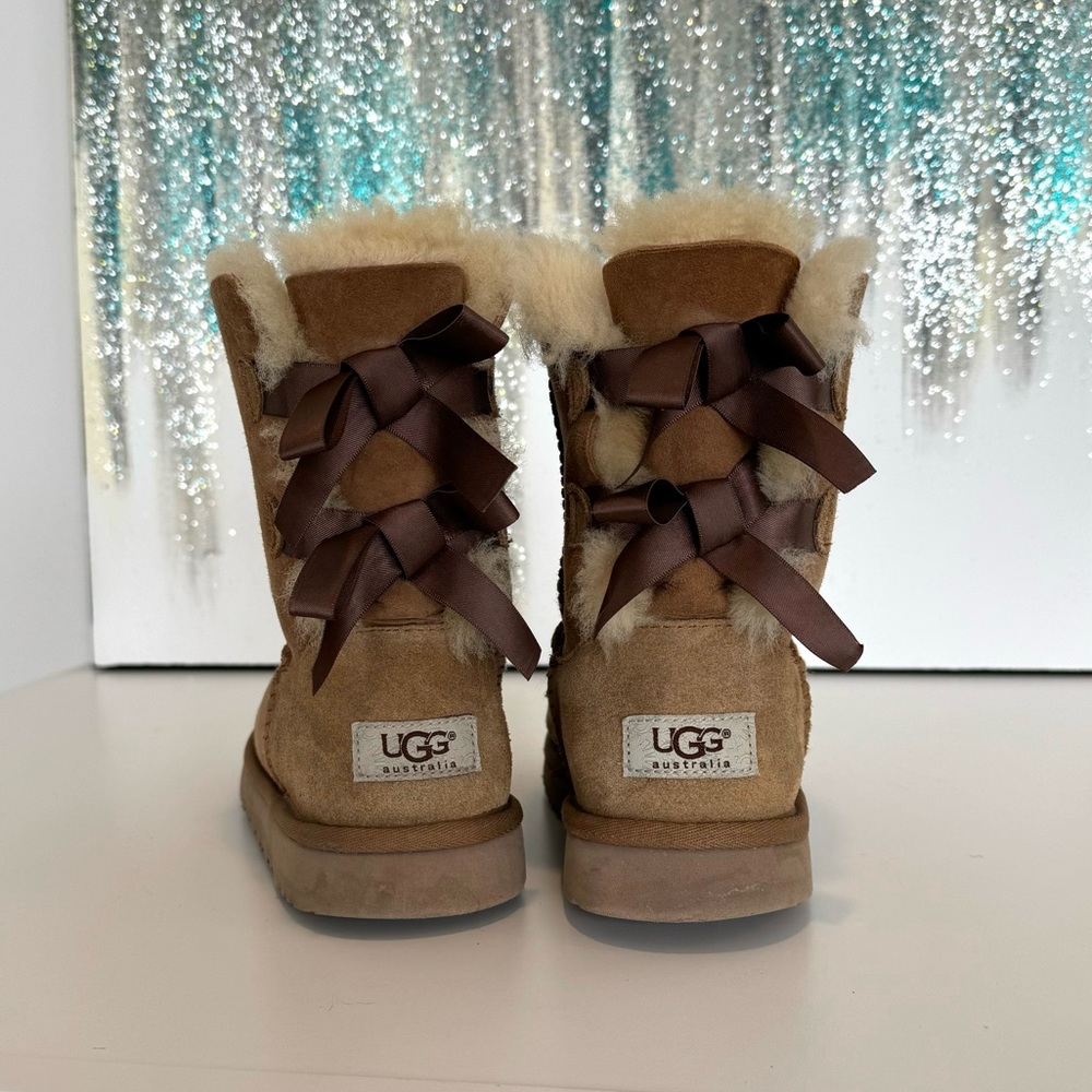 UGG Bailey Bow